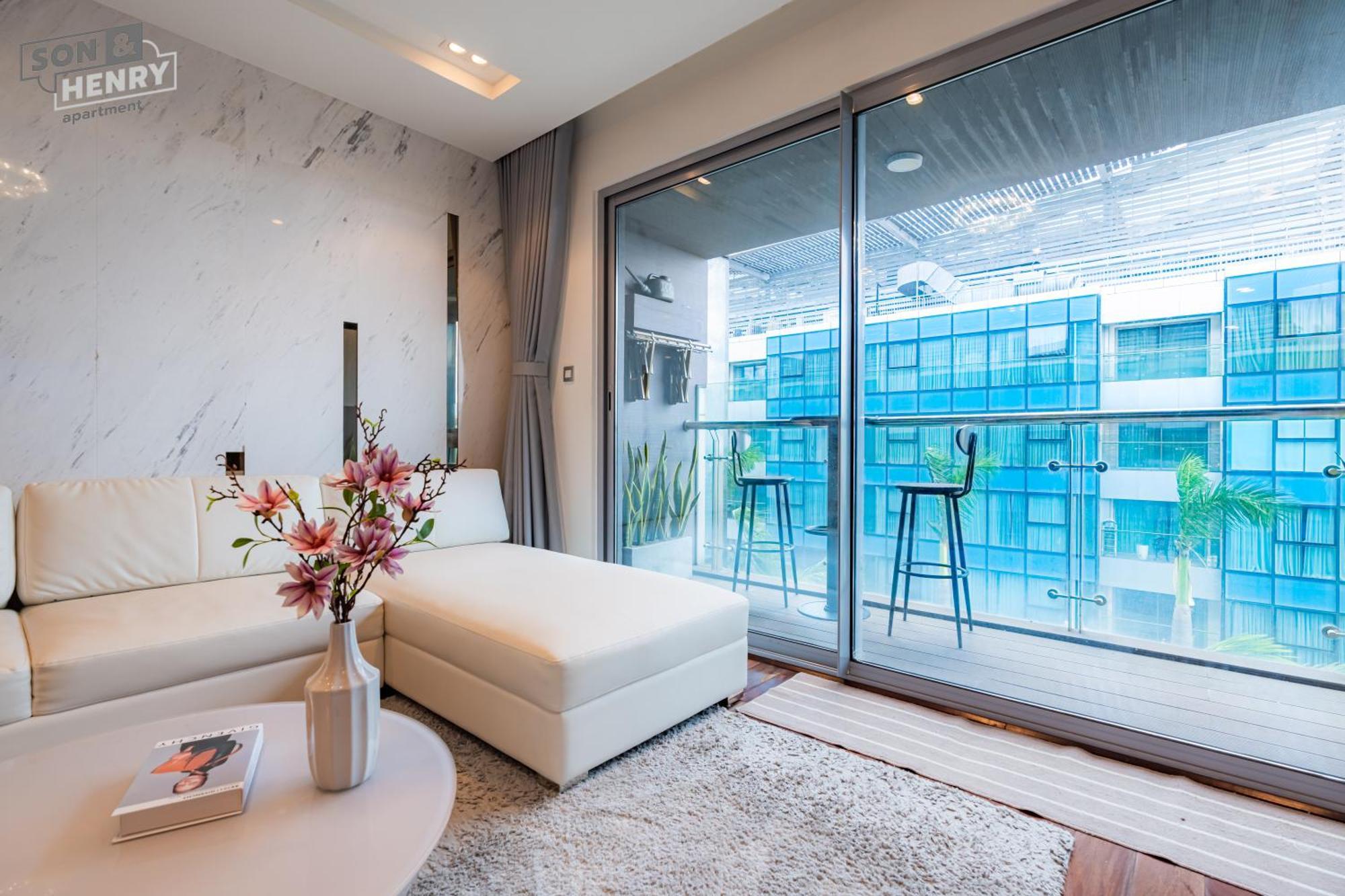 Vincom Center Dong Khoi District 1 Apartment *