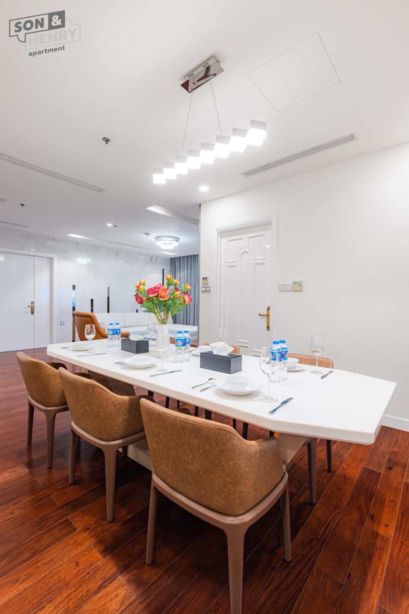 Apartment Vincom Center Dong Khoi District 1